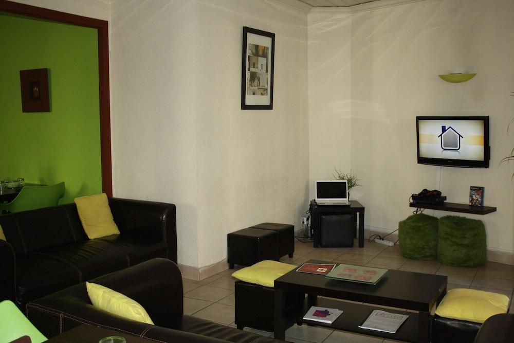 Hotel Celenya Tolone