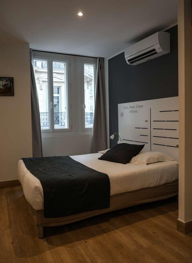 Hotel Celenya Tolone